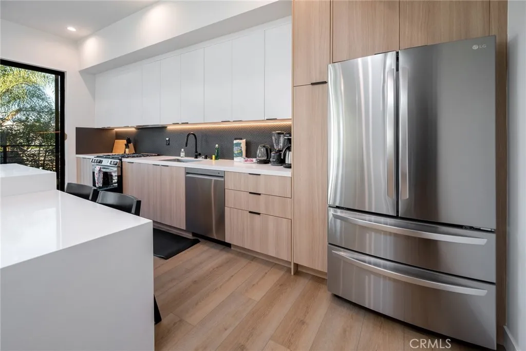 109 N Westlake Avenue 3, Los Angeles, California 90026 — photo 4