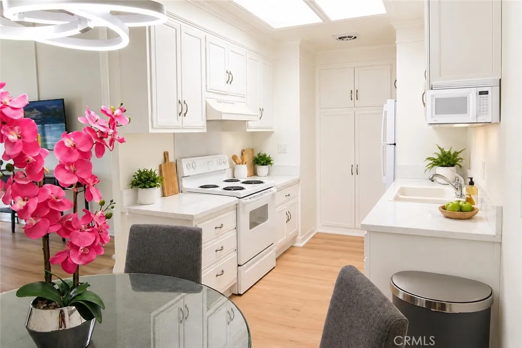 950 Avenida Carmel G, Laguna Woods, California 92637 — photo 5