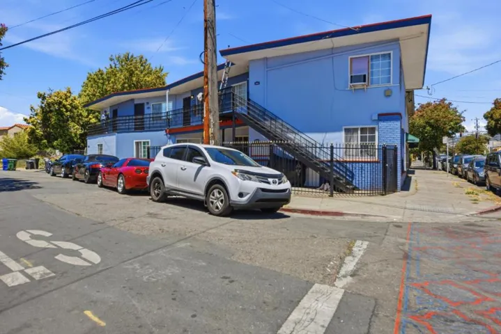 3050 Davis Street, Oakland, California 94601 — photo 4