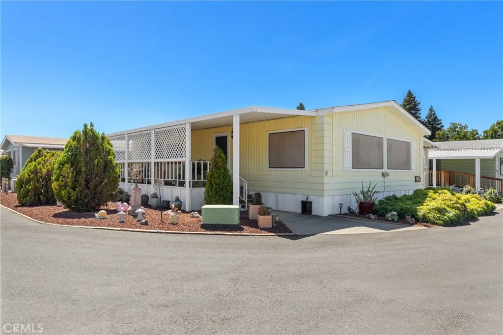 1595 Manzanita Ave