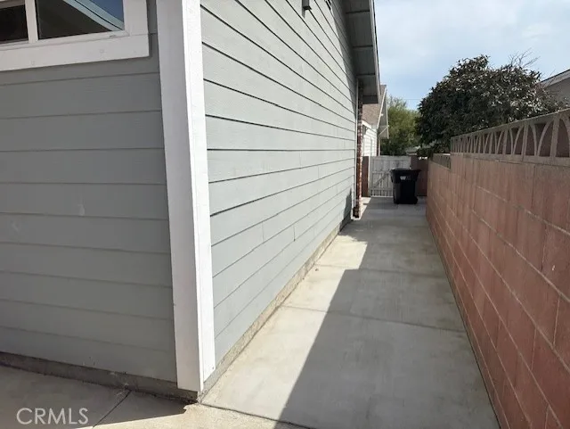 sideyard1 sideyard1