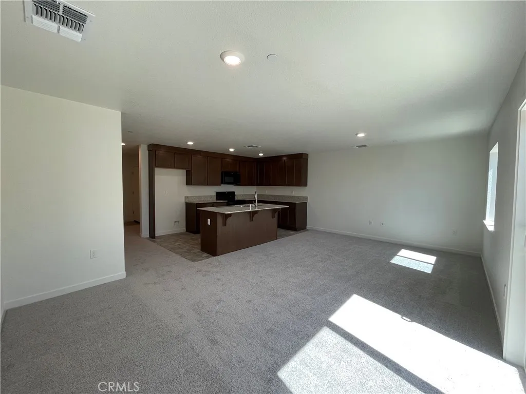 713 Stone Ridge West Ave