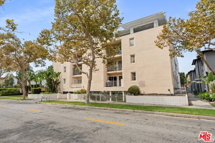 423 S Rexford Drive 305, Beverly Hills, California 90212 — photo 4