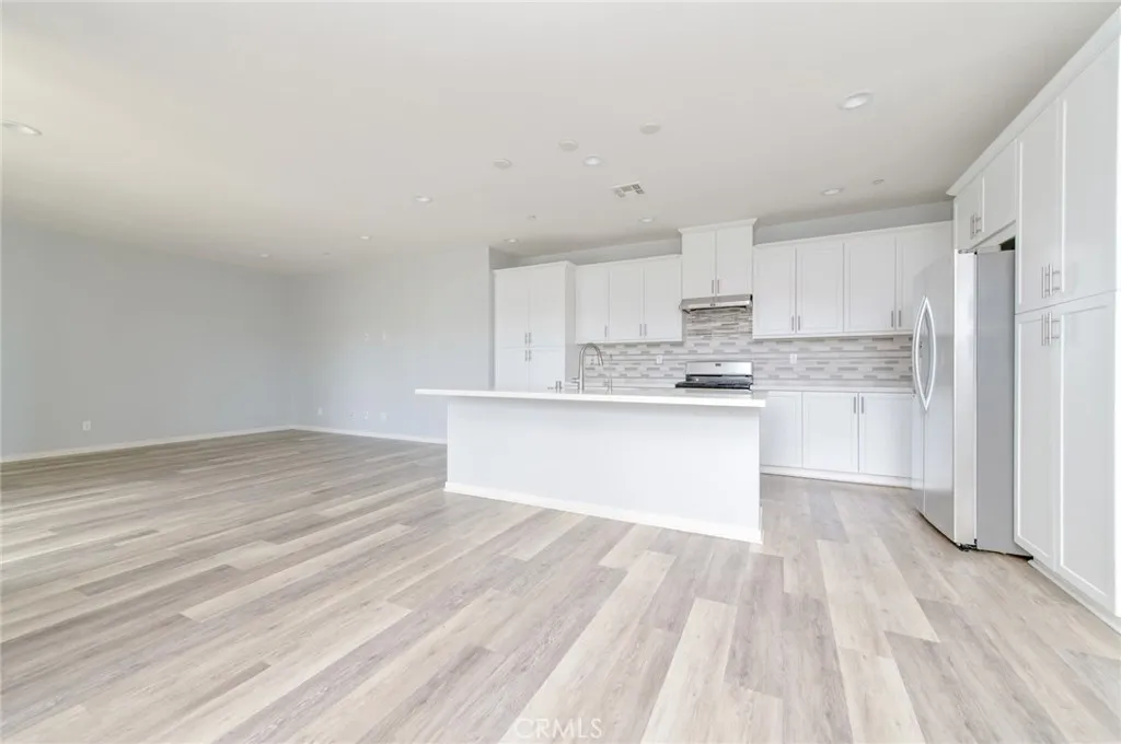 318 Trailblaze, Irvine, California 92618 — photo 4