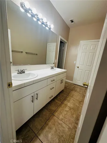 upstairs bathroom