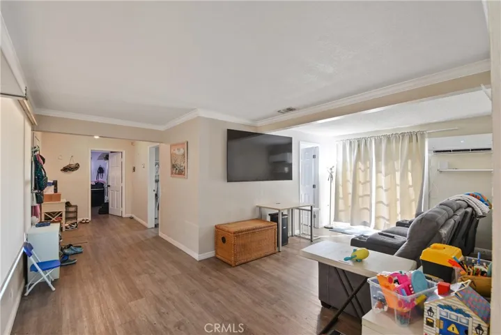9475 Acacia, Fontana, California 92335 — photo 4