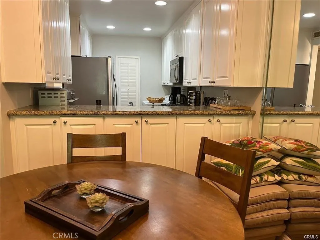 142 Orange Blossom, Irvine, California 92618 — photo 4