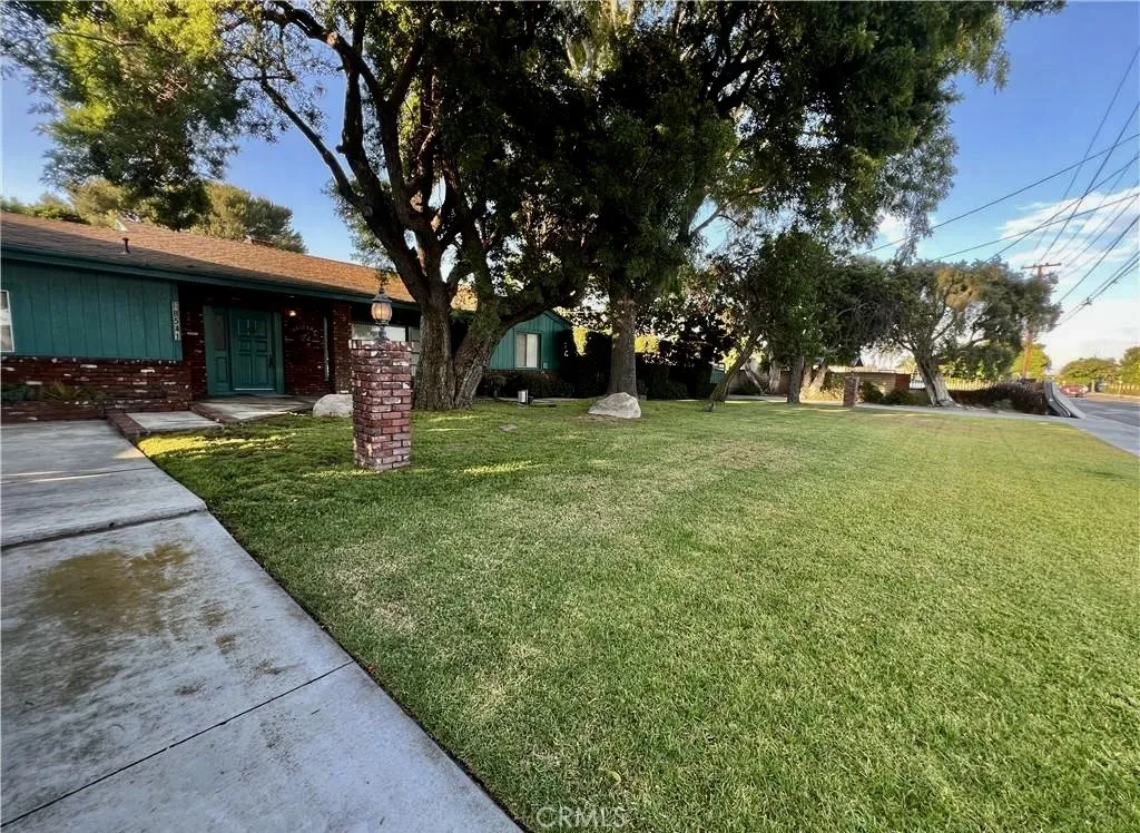 Driveway on the left