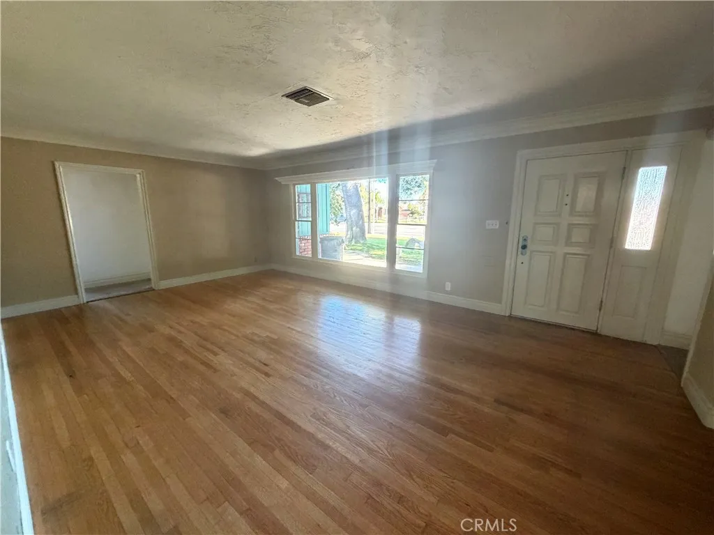 Enter in living room