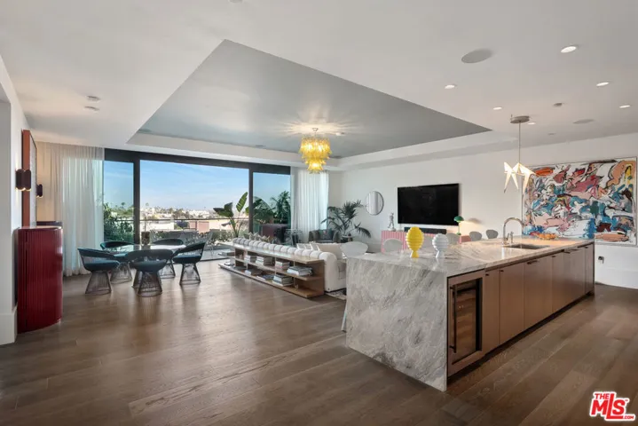 8420 W Sunset Boulevard 504, West Hollywood, California 90069 — photo 4