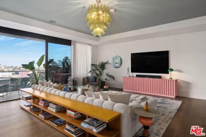 8420 W Sunset Boulevard 504, West Hollywood, California 90069 — photo 5