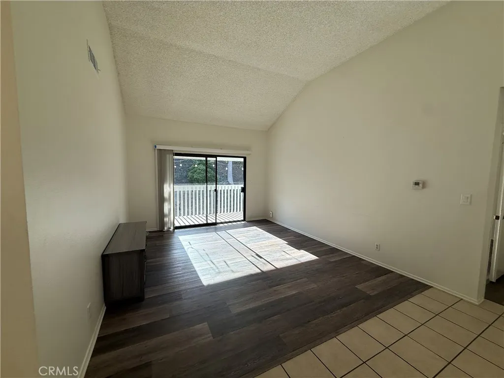 520 S Ranch View Circle 25, Anaheim, California 92807 — photo 4
