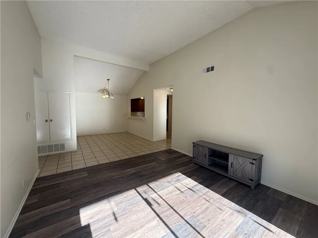 520 S Ranch View Circle 25, Anaheim, California 92807 — photo 5