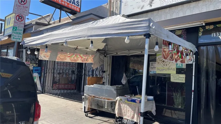 Sidewalk sales permitted