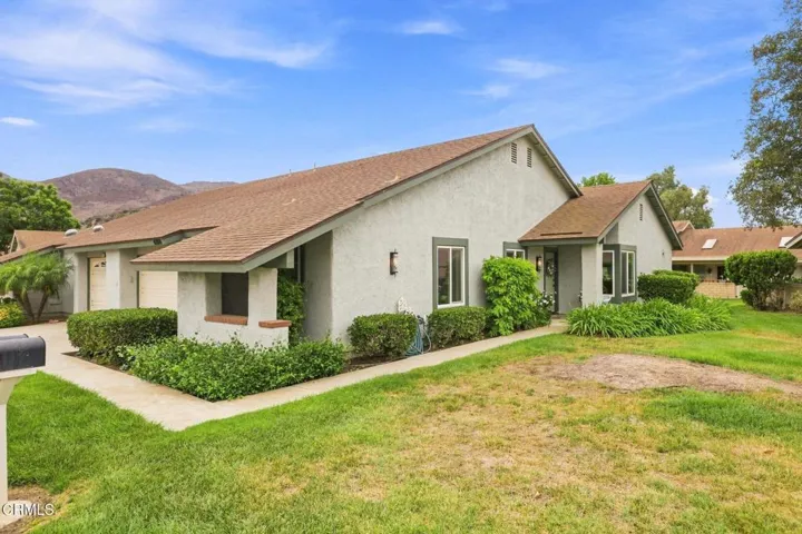 42110 Village 42, Camarillo, California 93012 — photo 5