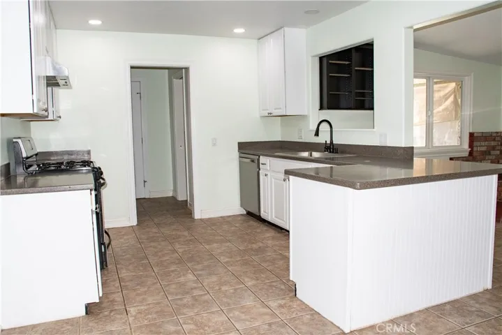 35635 Panorama, Yucaipa, California 92399 — photo 4