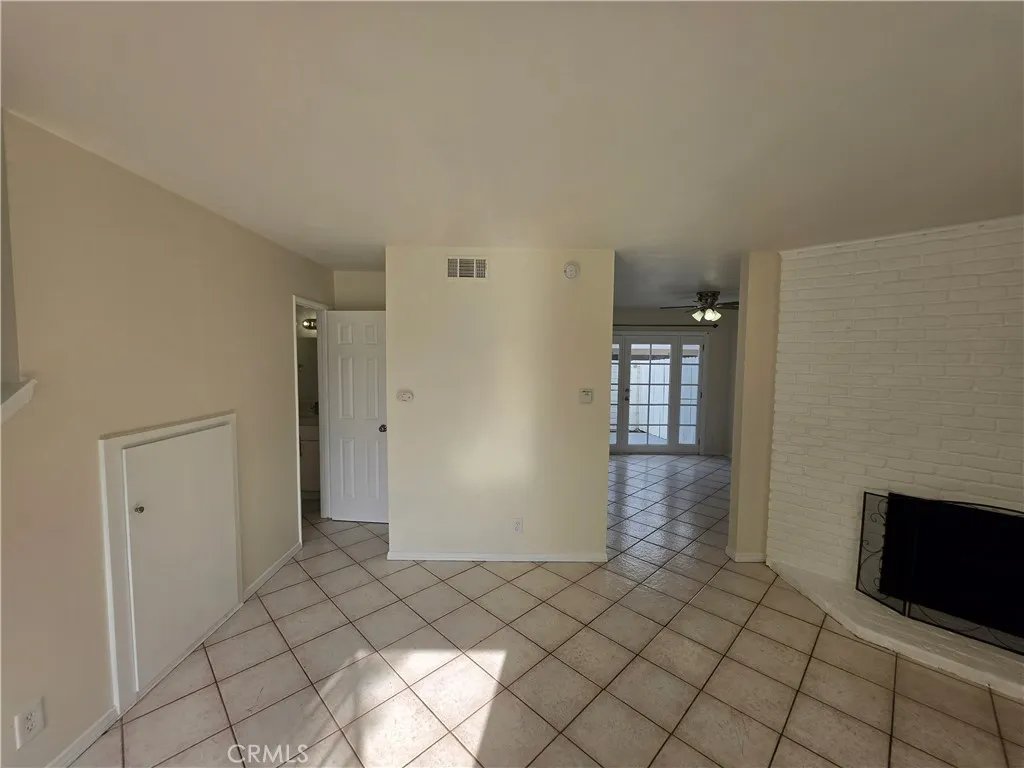 19905 Derbyshire Lane, Huntington Beach, California 92646 — photo 4