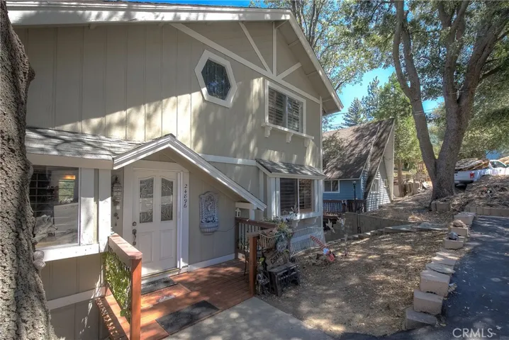 24896 Matterhorn Court, Crestline, California 92325 — photo 4