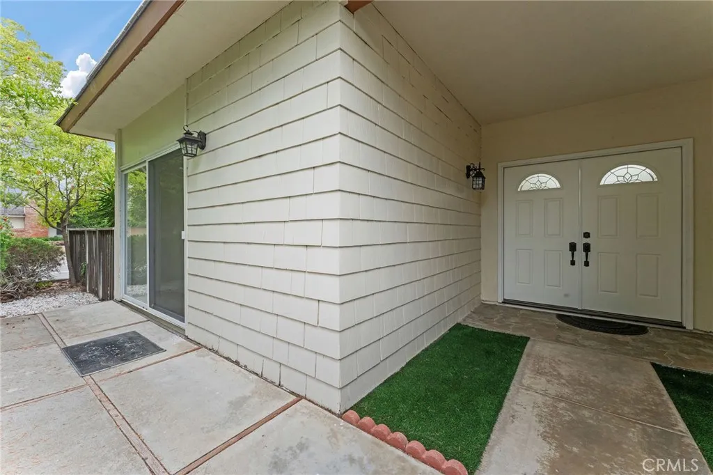 20 Norton St, Irvine, California 92612 — photo 5