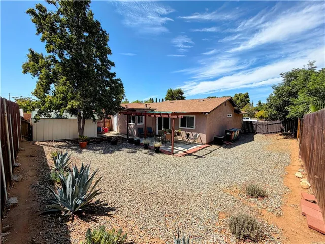 200 Janan Court, Banning, California 92220 — photo 4