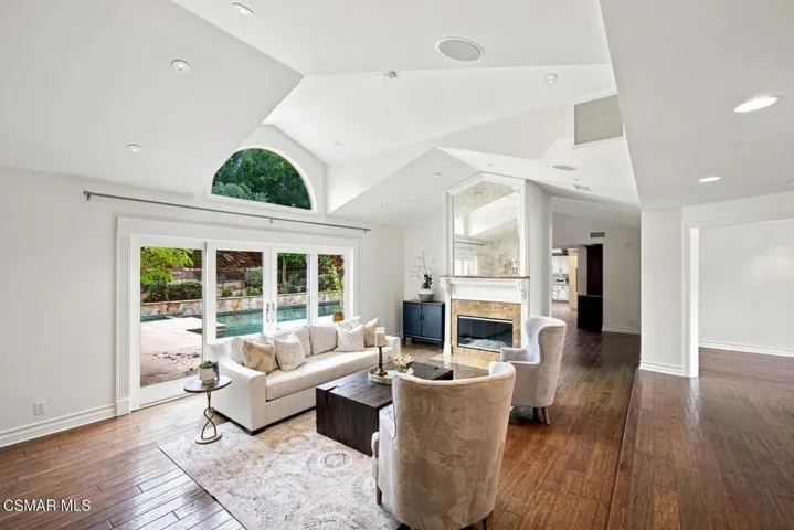 631 Camino Verde, Thousand Oaks, California 91360 — photo 4
