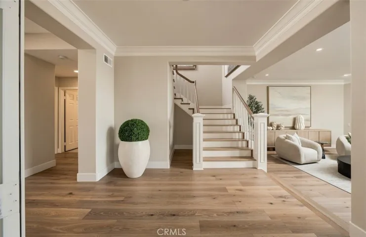 18 Hillsdale, Newport Beach, California 92660 — photo 4
