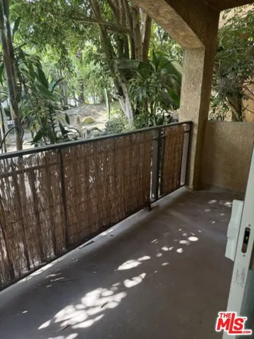 1128 Ocean Park Boulevard 101, Santa Monica, California 90405 — photo 5