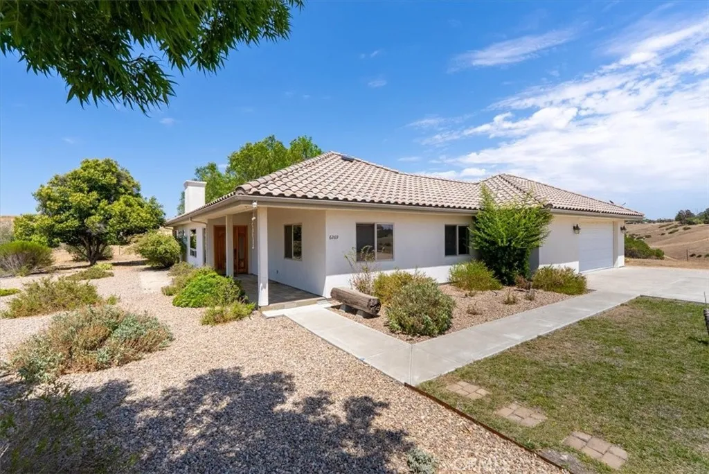 6269 Hog Canyon Rd