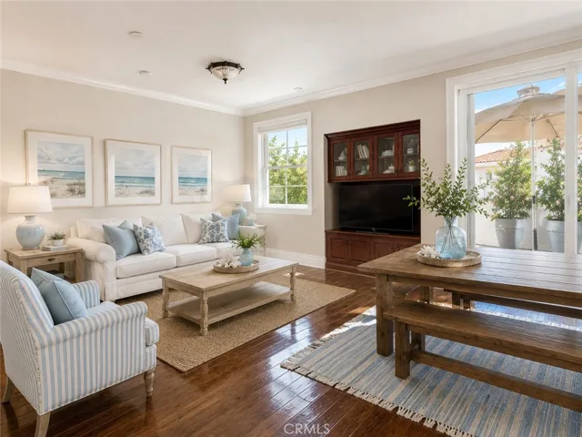 Virtually staged Living room