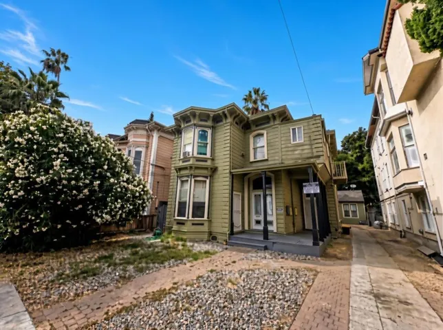 139 E Julian Street, San Jose, California 95112 — photo 4