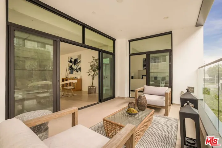 425 N Palm Drive 402, Beverly Hills, California 90210 — photo 4