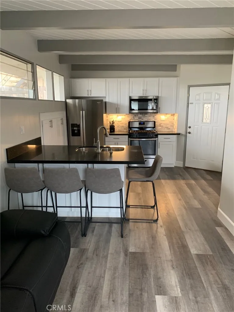 221 Avenida Rosa, San Clemente, California 92672 — photo 4