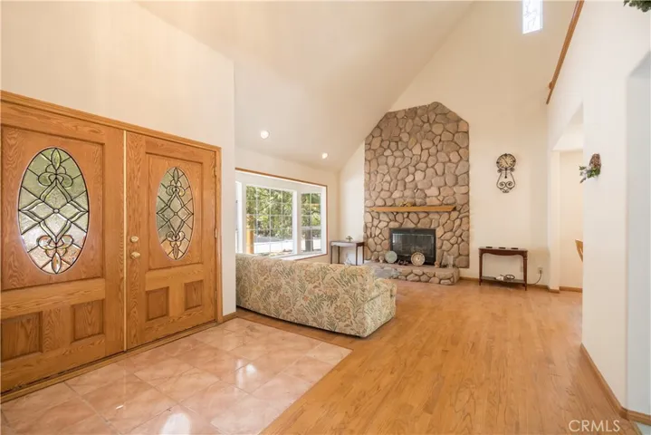 499 Bel Air Drive, Lake Arrowhead, California 92352 — photo 4