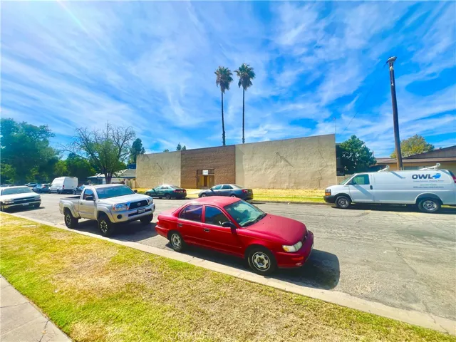 242 W Jackson, Rialto, California 92376 — photo 4