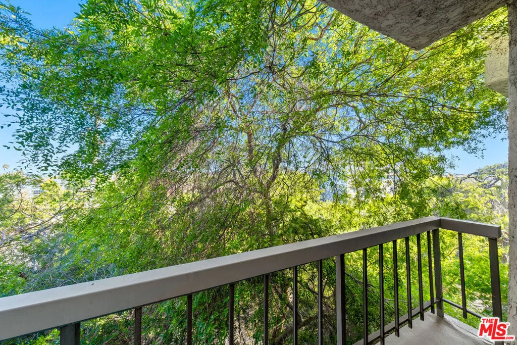 1440 Veteran Avenue 554, Los Angeles, California 90024 — photo 5