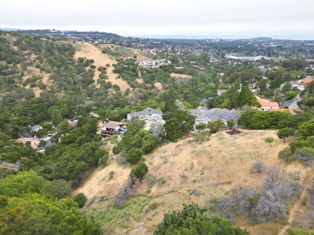 2928 Alhambra Dr