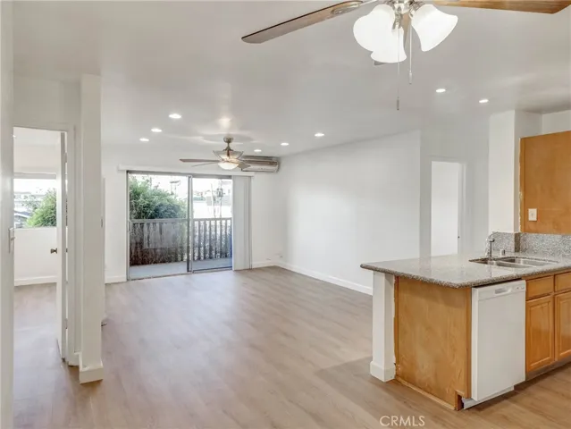 4727 W 147th Street 109, Lawndale, California 90260 — photo 5