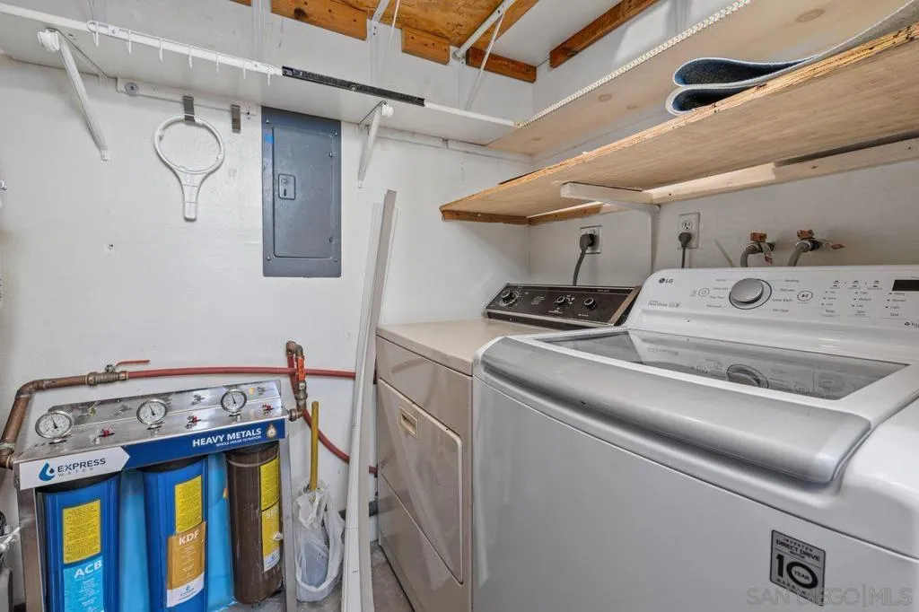 Laundry room Laundry room