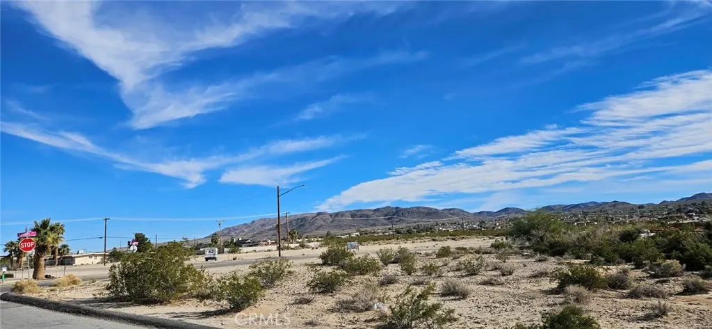 800 Utah Trl., 29 Palms, California 92277 — photo 5