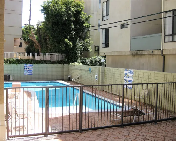 Community pool
