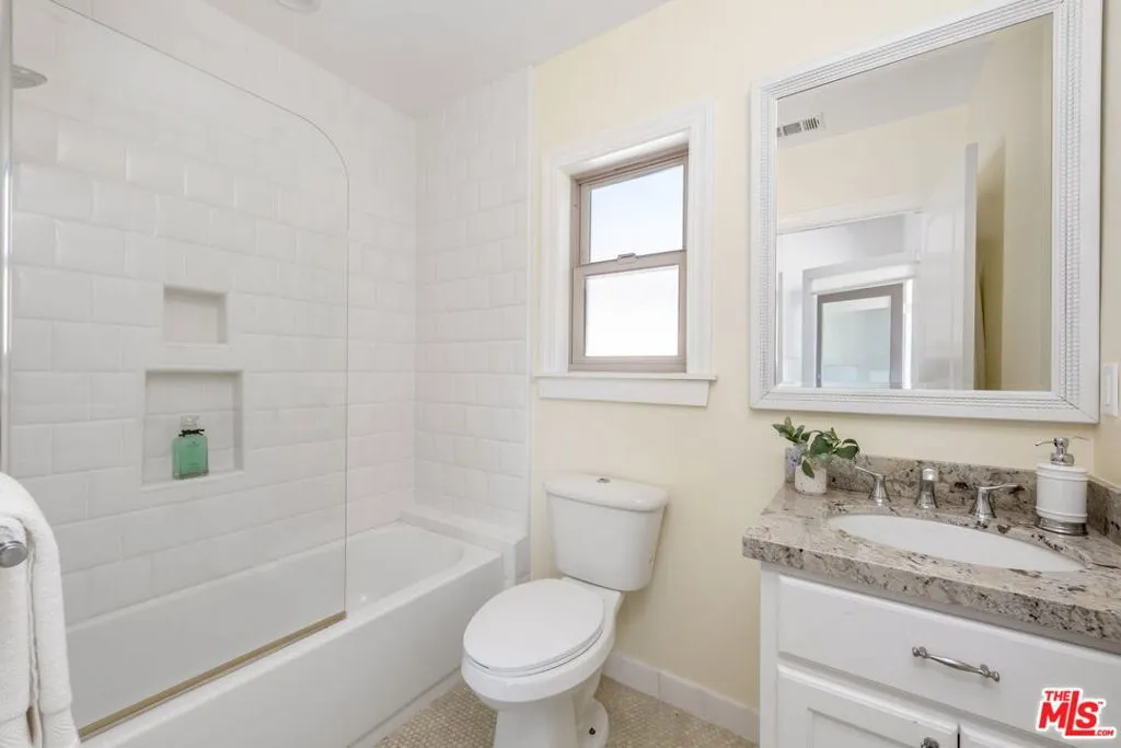 Bath 5 Bath 5