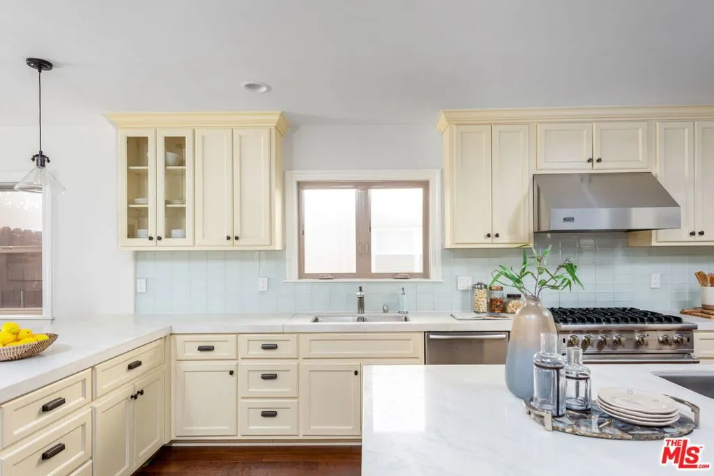 Kitchen Kitchen