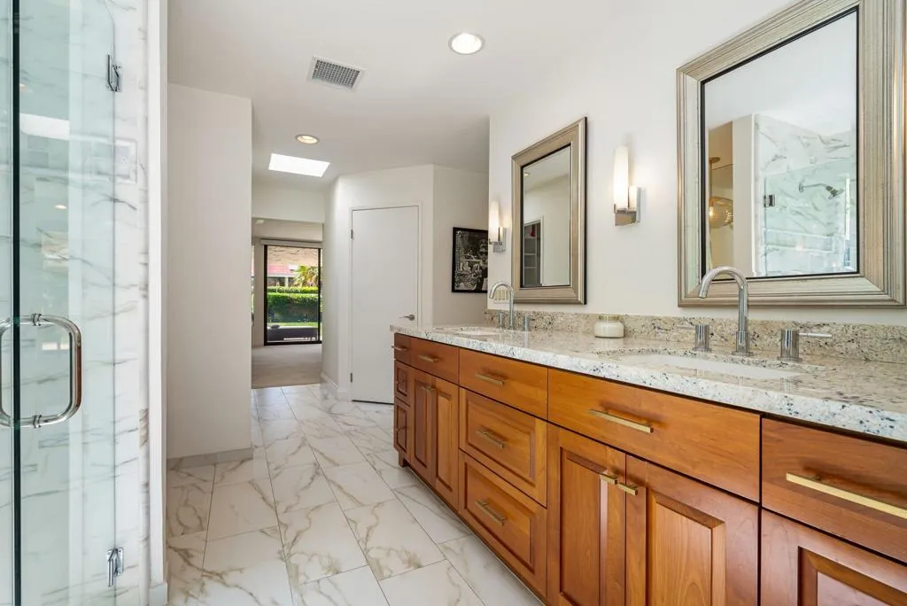 55-web-or-mls-JCOroGrande_OPMG_0325_055 55-web-or-mls-JCOroGrande_OPMG_0325_055