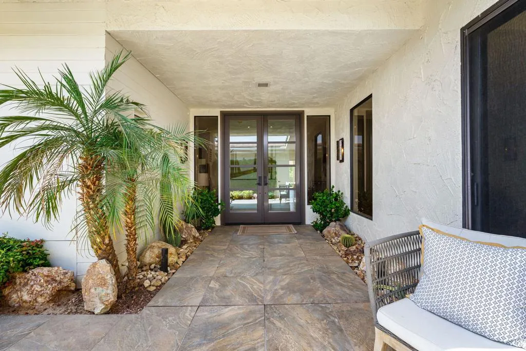 17-web-or-mls-JCOroGrande_OPMG_0325_017 17-web-or-mls-JCOroGrande_OPMG_0325_017