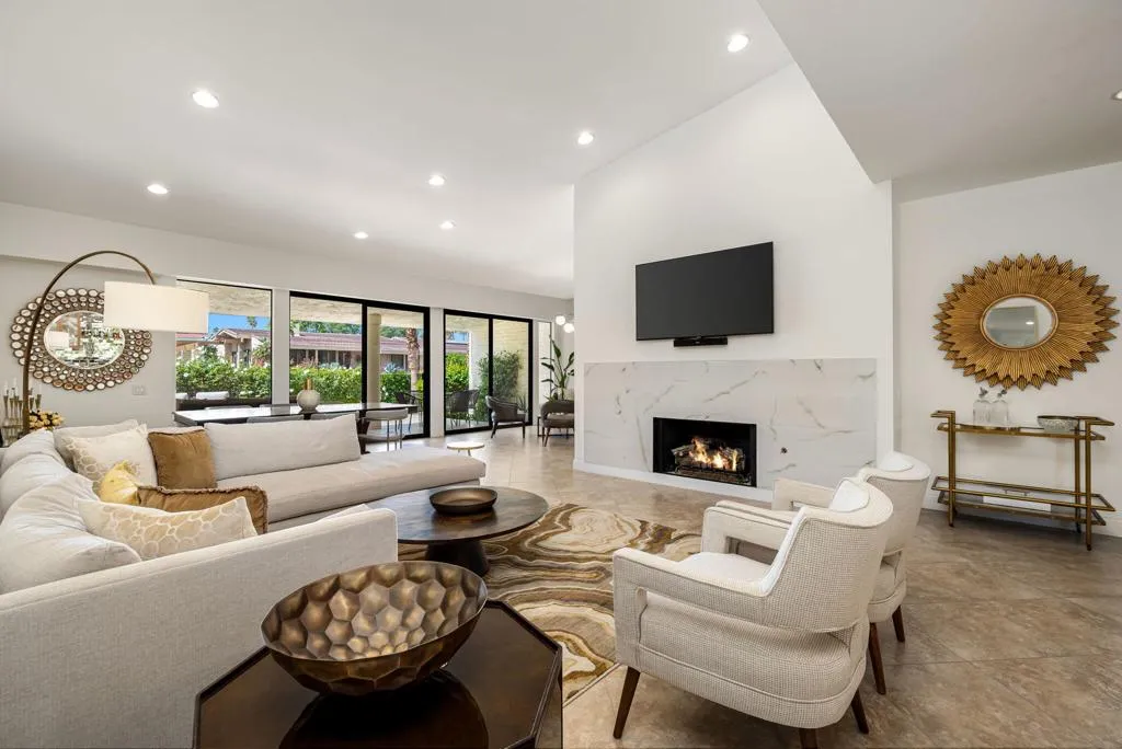 22-web-or-mls-JCOroGrande_OPMG_0325_022 22-web-or-mls-JCOroGrande_OPMG_0325_022