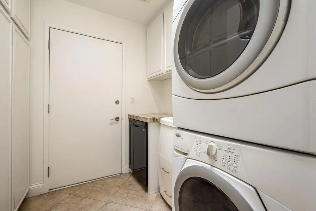 62-web-or-mls-JCOroGrande_OPMG_0325_062 62-web-or-mls-JCOroGrande_OPMG_0325_062