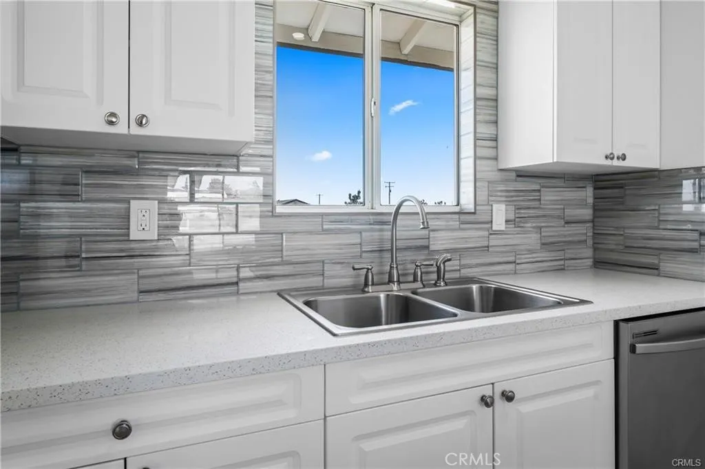 3800 Ruidosa, Yucca Valley, California 92284 — photo 5