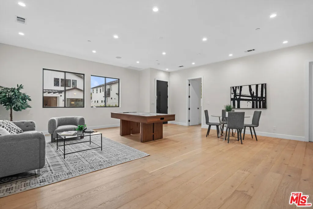 ADU living/dining ADU living/dining