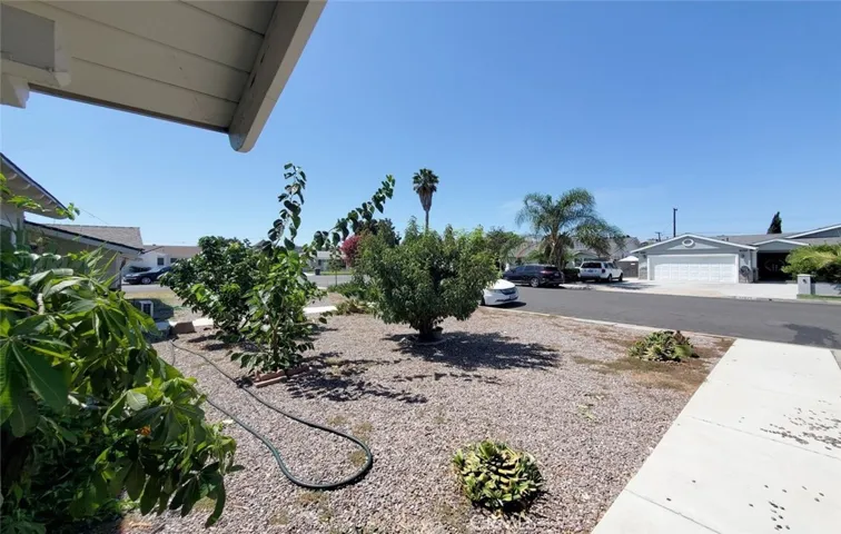 12582 Safford, Garden Grove, California 92840 — photo 5