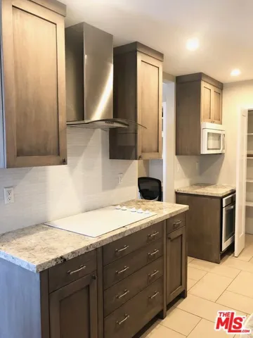 1250 N Kings Road 506, West Hollywood, California 90069 — photo 4